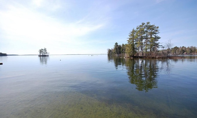 South Casco Cabina | Maple Cove Lodge on Lake Sebago Waterfront!
