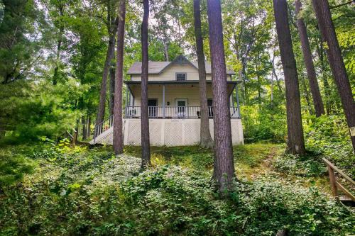 Hammondsport Casa | Maple Hide A Way