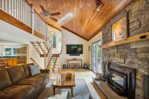 Stowe Area Casa | Maple House