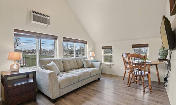 West Central Apartamento | Maple Manor City View