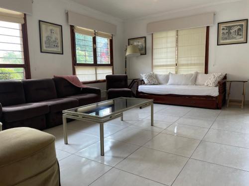 Barrio Constitución Casa | Mar y Asados - Chalet hasta 19 huéspedes con dos Parrillas