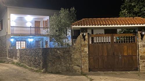 San Pedro de la Ribera Casa | Mar y Montaña - "El Caleyo" - finca privada