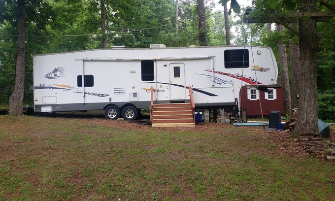Greenbush Alquiler De RV | Mara-logo Large camper / large lot near Chincoteague Va. Park has all amenities