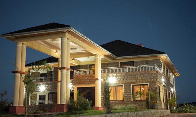 Maasai Mara Hotel | Mara Meguarra Sanctuary