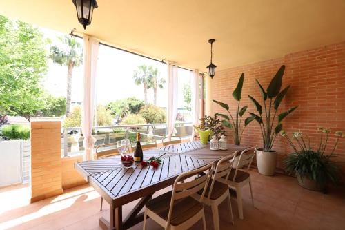 Canet de Berenguer Apartamento | Maravilloso adosado para 8 en entorno privilegiado by Hometels