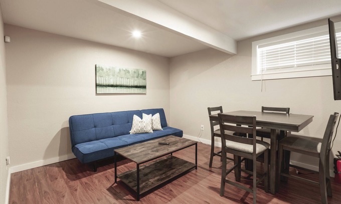 Northside Condominio | ¡NUEVO!Casa 2BR - Nivel inferior | Centro médico regional de San José | SAP San Jose Mc
