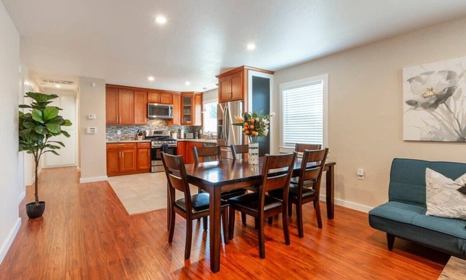 Northside Casa | ¡NUEVO!Casa 3BR - Nivel superior | Centro médico regional de San José | SAP San Jose Mc