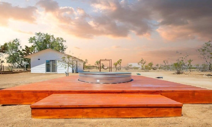 Yucca Valley Cabaña | @marbella Lane - Charming Tranquil Hideaway