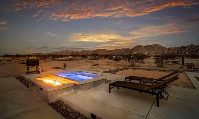 Panorama Heights Cabaña | @ Marbella Lane - Moon Designer Home Close to Jtnp