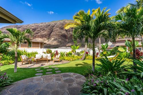 Makaha Valley Casa | @Marbella Lane-Pōmaika'i LoveNest Ocean+MT View