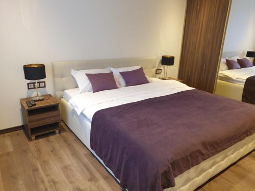 Liepaja Apartamento | MARBEO 5 Star Luxury Suites - Siena