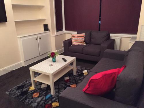 Tooting Casa | Marble Apartments Tooting House