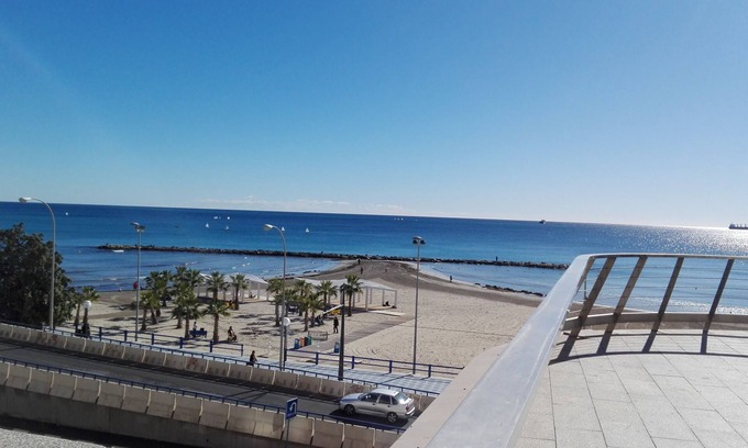 Vista Hermosa Apartamento | APARTAMENTO FAMILIAR 120 M A LA PLAYA, CON GARAJE, PISCINA, JARDIN Y TENIS