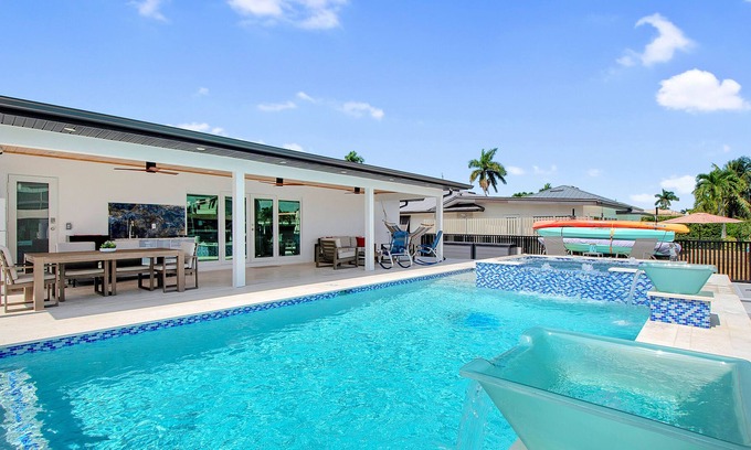 Isles of Capri Casa | Marco Island, Isles Of Capri & Naples Area