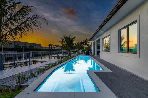 Marco Island Villa | Marco Luxe Retreat Waterfront