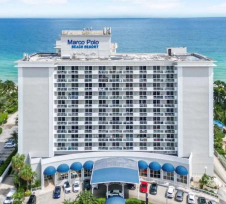 Sunny Isles Beach Apartamento | Marco Polo Beach Resort Condo with balcony Pool, Beach,Gym,Free Parking