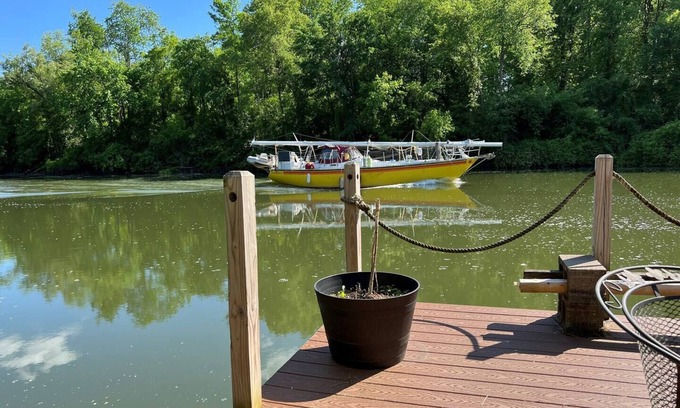 Marcy Apartamento | Marcy 2BR UP on the Erie Canal!