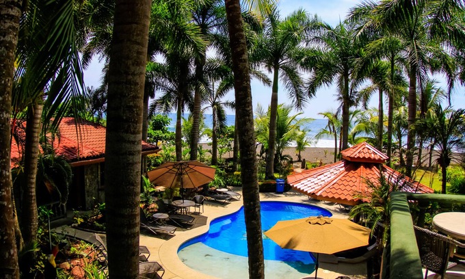 Playa Hermosa Villa | Marea Brava Apartments Ocean Front