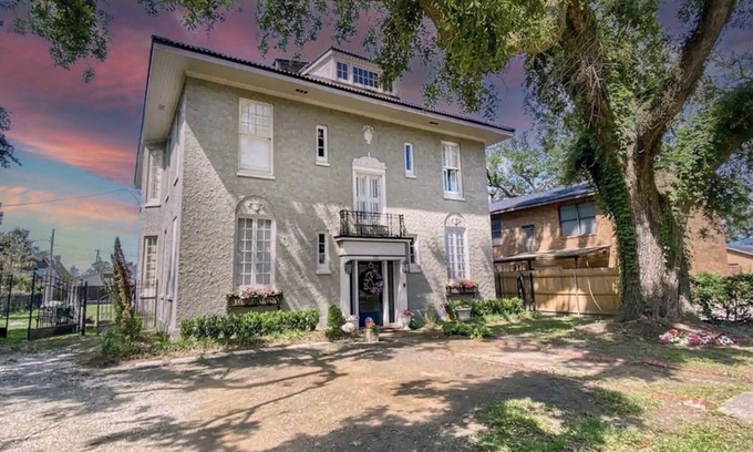 Lake Charles Apartamento | Margaret Manor on Park Ave