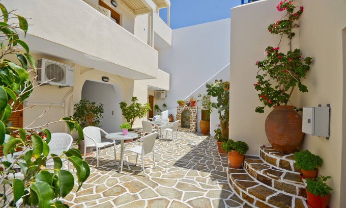 Naxos Casa | Margo Studios