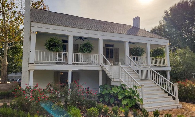 St. Gabriel Cama Y Desayuno | Marguerite Bed and Breakfast