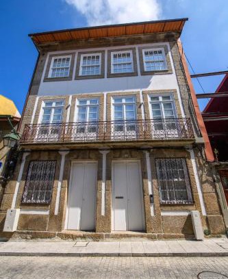 Guimaraes Apartamento | Maria de Lurdes Residências