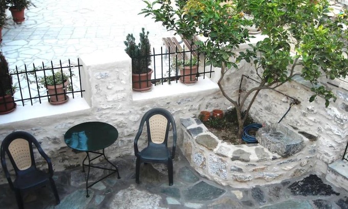 Thalames Casa | MARIA'S Rustic stonehouse in traditional village