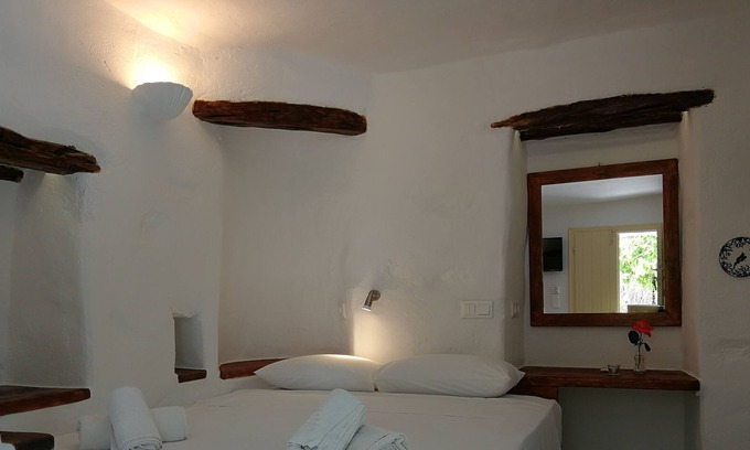 Parasporos Casa | Apartamentos Marili, Apt # 7, Pequeña casa independiente
