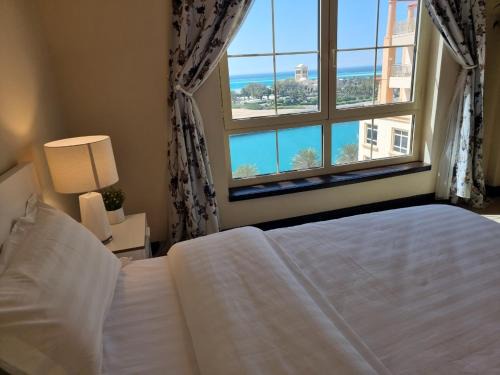 Bay La Sun Apartamento | Marina two-bedroom apartment