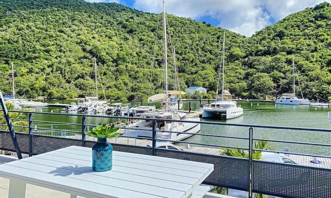 Anse Marcel Casa | Marina Beach 2, between Anse Marcel marina and beach