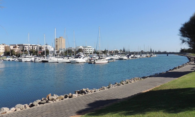Glenelg North Casa | Marina Retreat Casa