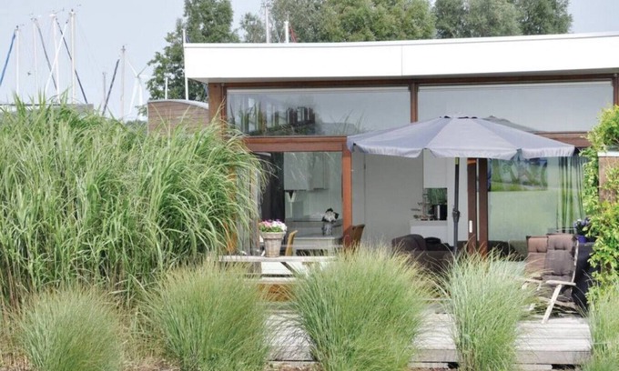 Bunschoten Casa | Marina VILLA near the water with private sauna.