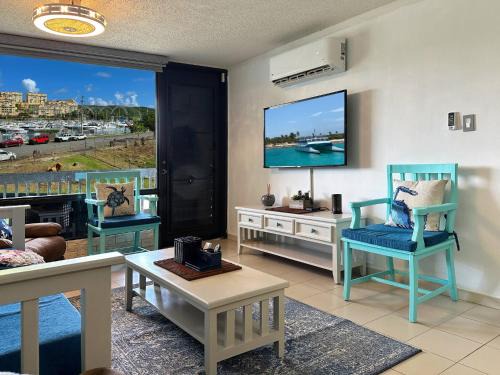 Sardinera Apartamento | Marina View Condo 2 Bed - 2 Bath Sleeps 7