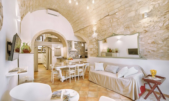 Ragusa Casa | Mario Leggio 83, as at home