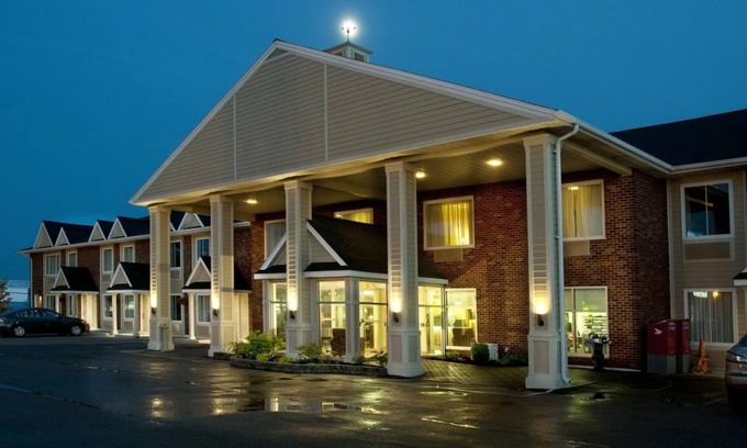 Port Hawkesbury Hotel | Maritime Inn Port Hawkesbury