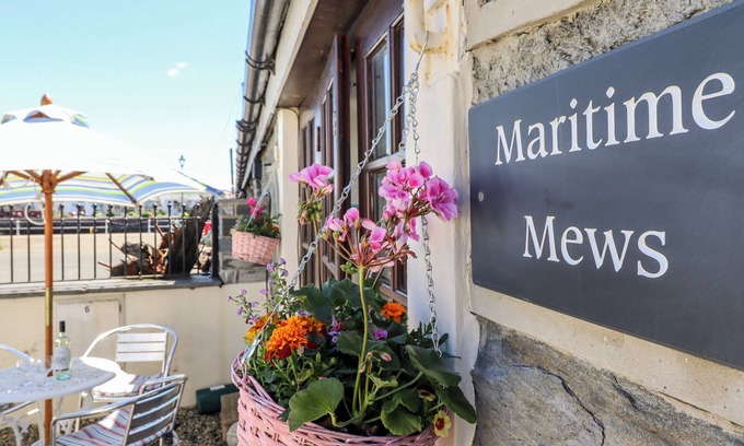 Porthmadog Cabaña | Maritime Mews, 6 The Oakleys