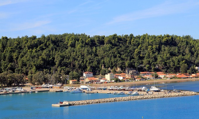 Myrtea Casa | Maritinas Stone Apartment On The Beach