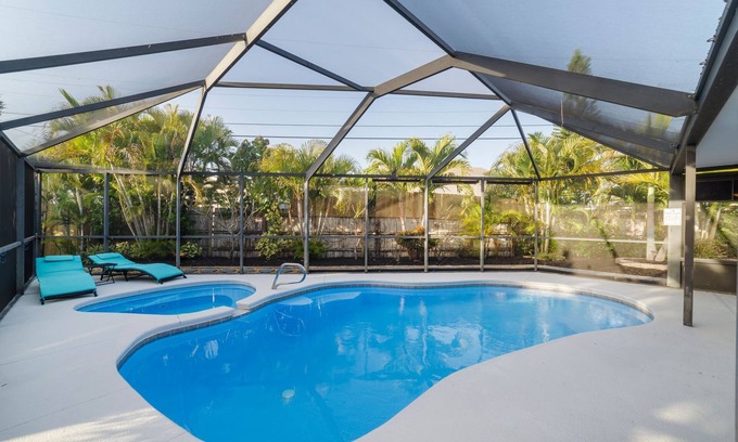 Hampton Homes Casa | Marlin on Merritt Pool House featuring Private Game Room, Mini Golf & Fire Pit!