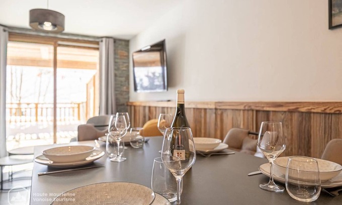 Bonneval-sur-Arc Apartamento | Marmotte RDJ01 - New apartment in front of the chairlift