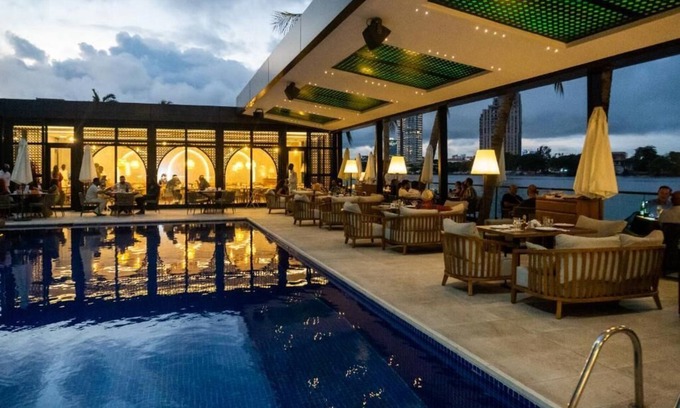 Ofin Hotel | Maroko Bayshore Suites