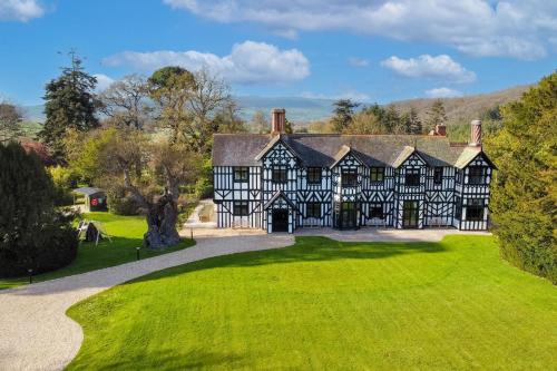 Montgomery Casa | Marrington Hall