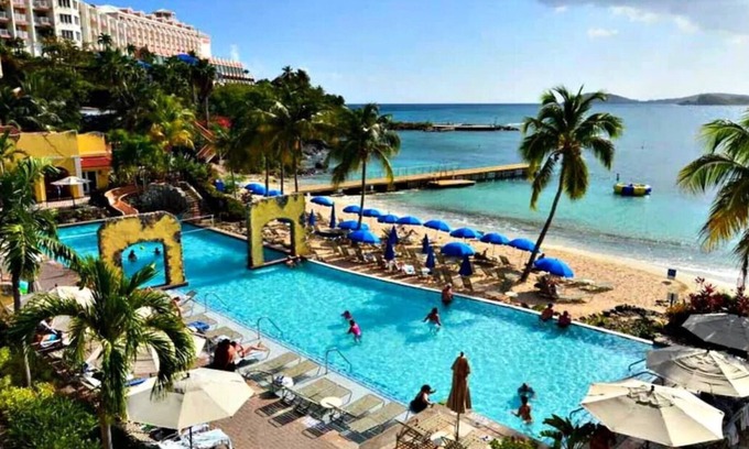 Estate Bakkero Complejo | Marriott Frenchman's Cove Resort in St Thomas VI - Oceanside Resort - 2 Bedroom