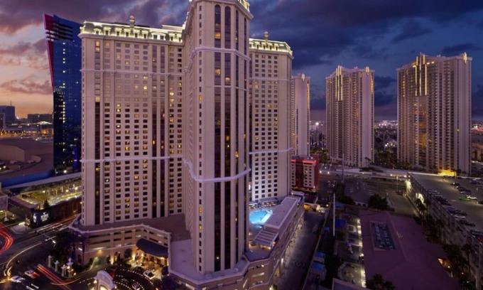 Las Vegas Villa | Marriott Chateau - 2 Bedroom Villa, 2 King beds, 2 Sofa beds NO RESORT FEE