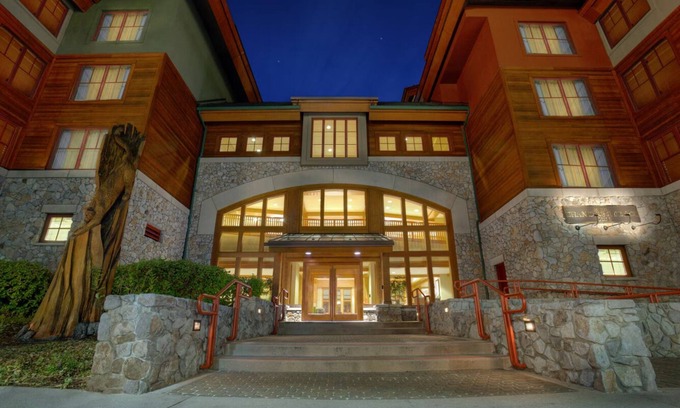 Lakeside Park Complejo | Marriott Grand Residence Resort South Lake Tahoe-Luxury 1-bedroom w/Sofa Bed