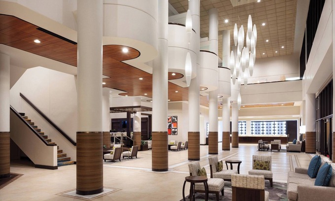 Airport North Hotel | Marriott Orlando Airport Lakeside