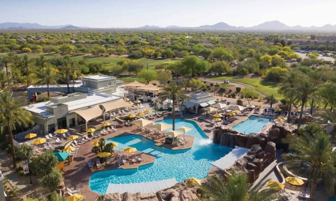 Desert Ridge Complejo | Marriott Resort in Desert Ridge - Barrett Jackson