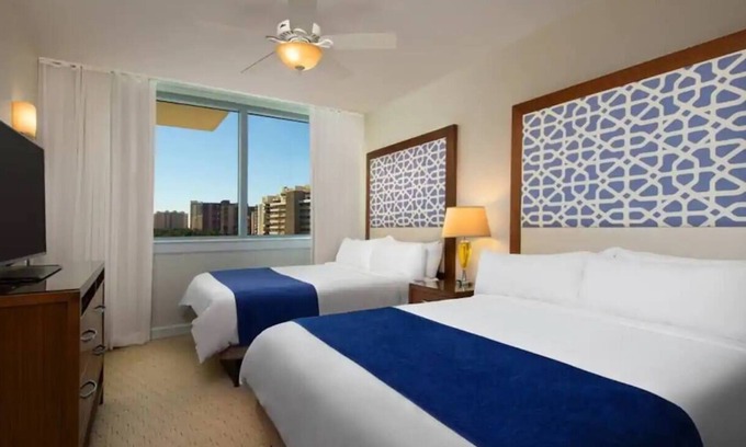 Marco Island Villa | Marriott's Crystal Shore Steps away to the Ocean. Gulf Side. Balcony