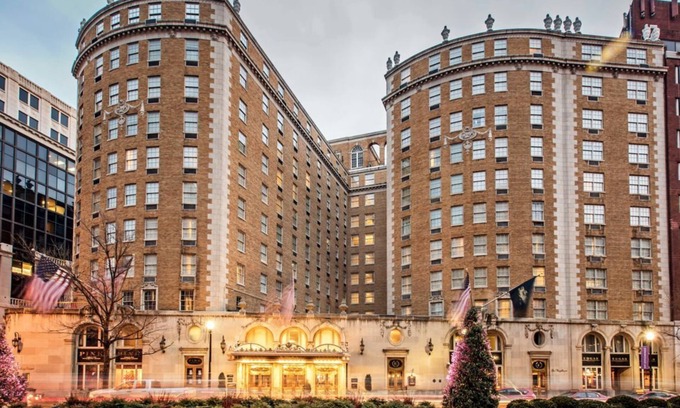 Dupont Circle Hotel | Marriott Vacation Club Mayflower D.C - Suite