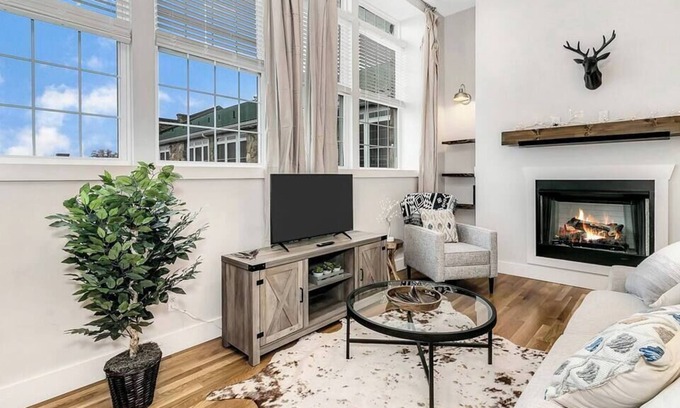 Mars Hill Apartamento | Mars Hill U/Asheville Renovated School House Condo