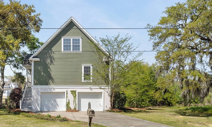 North Charleston Casa | ✰ MARSH VIEW - CHARMING 3BR/2.5BA - BIKES/KAYAKS ✰